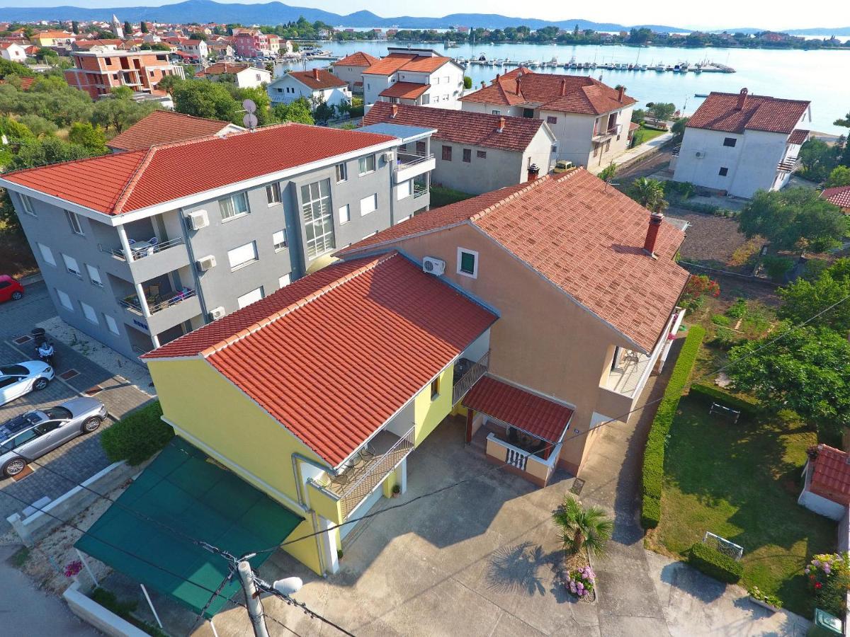 Apartmani Dane Sukošan Eksteriør billede
