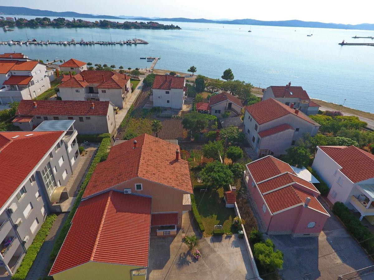 Apartmani Dane Sukošan Eksteriør billede