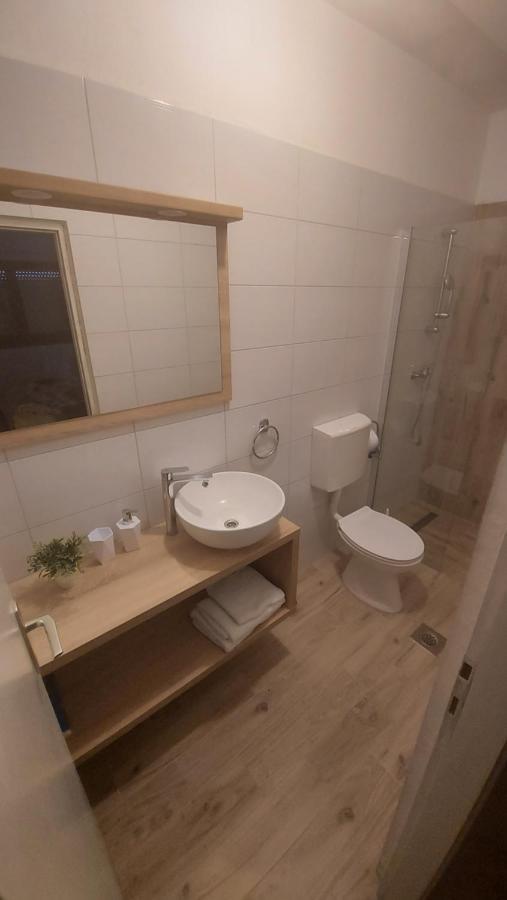 Apartmani Dane Sukošan Eksteriør billede